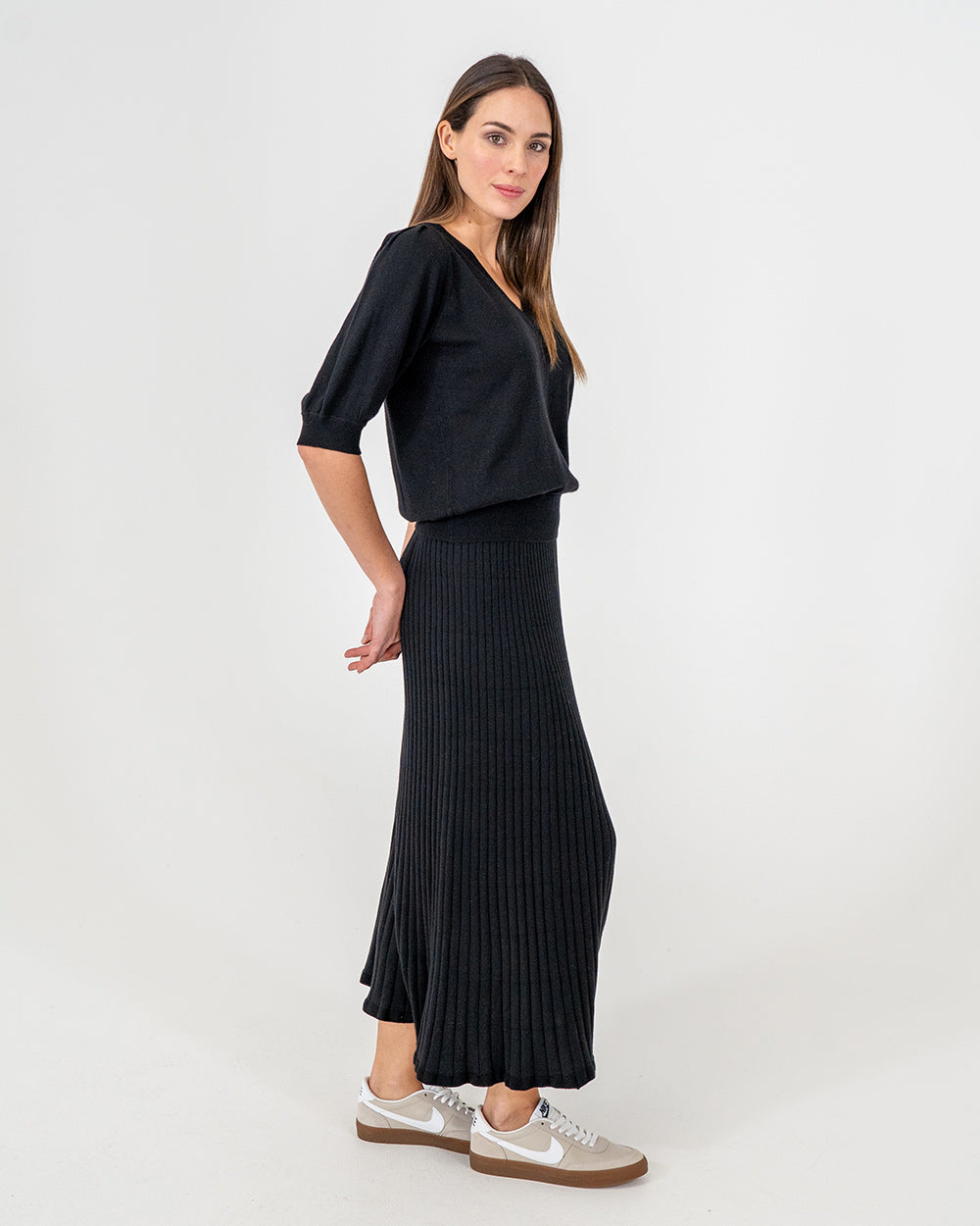 Evita Short Sleeve Knit - Black