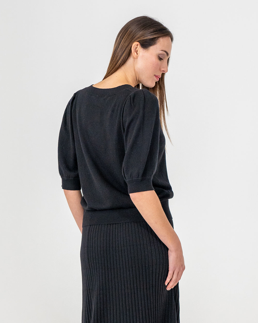 Evita Short Sleeve Knit - Black