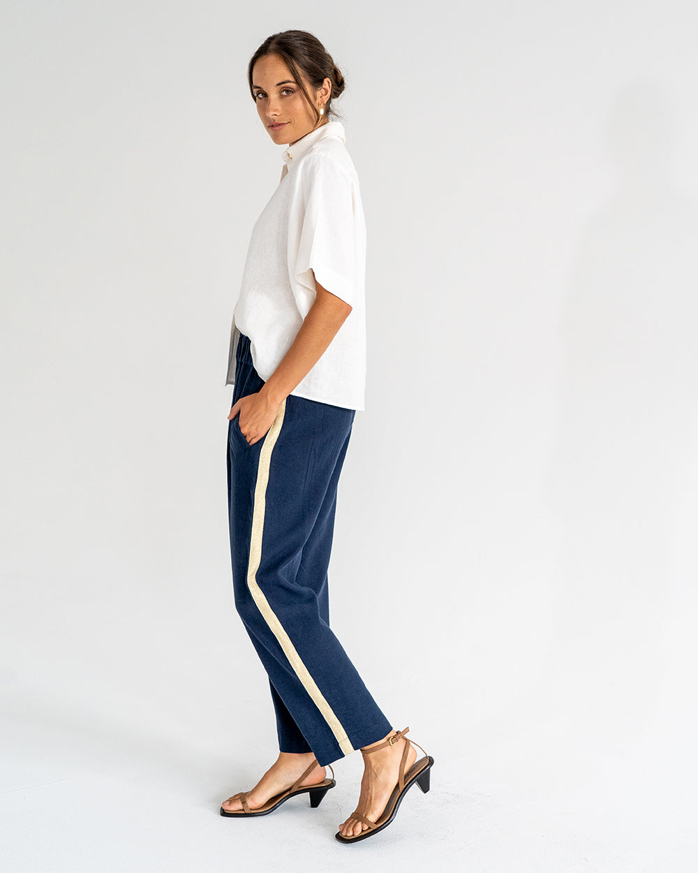 Leah Tapered Trouser - Navy