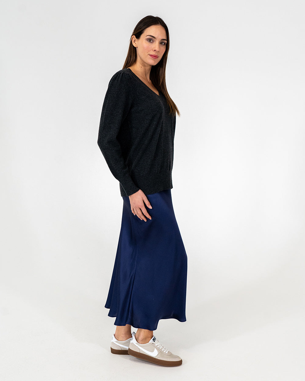Kate V Neck Knit - Black