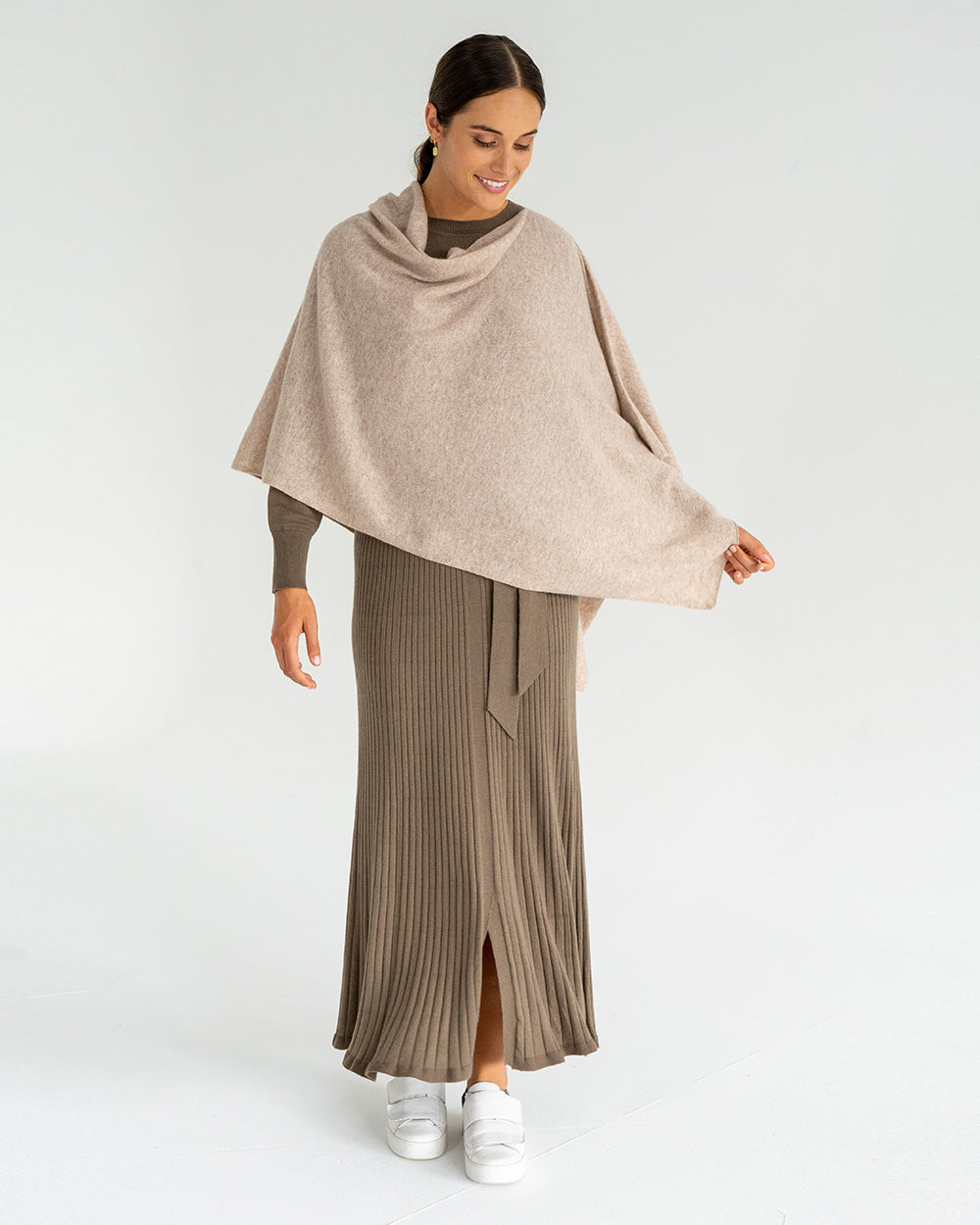 Cashmere Caplet - Light Brown - Arlington Milne