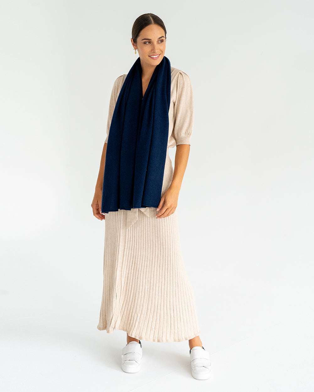 Cashmere Caplet - Navy - Arlington Milne