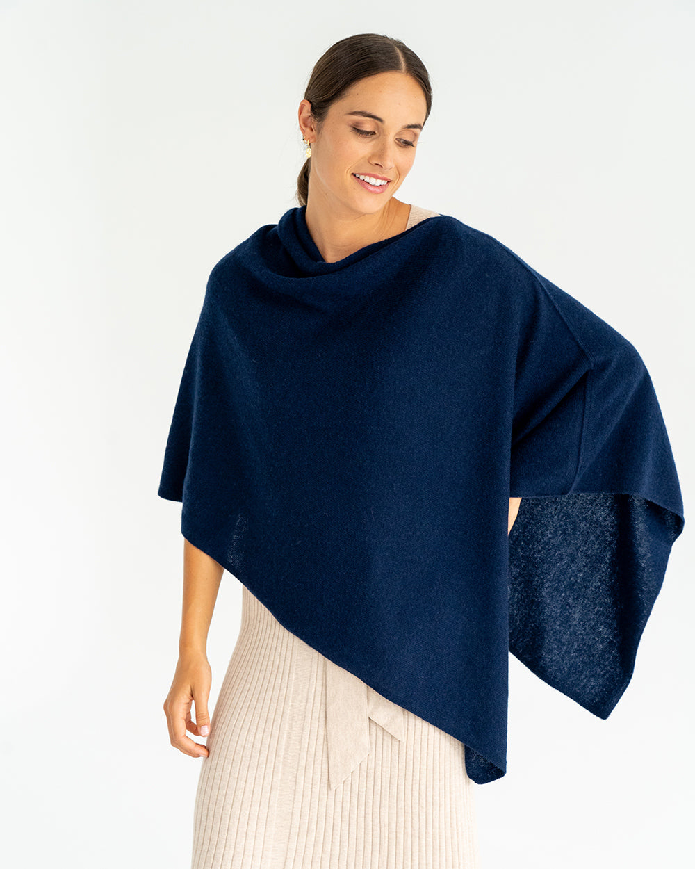 Cashmere Caplet - Navy - Arlington Milne